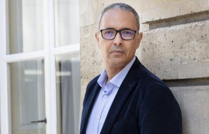 L’écrivain Kamel Daoud reçoit le Prix Goncourt pour son roman sur les massacres de la « décennie noire » en Algérie