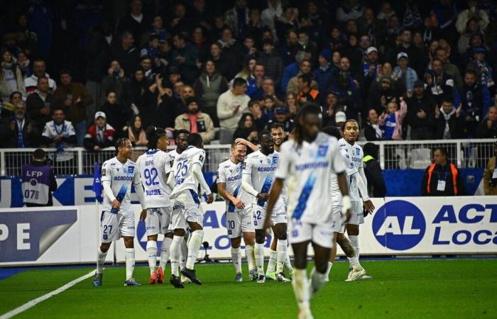 Auxerre humiliates Rennes, Montpellier continues to dig