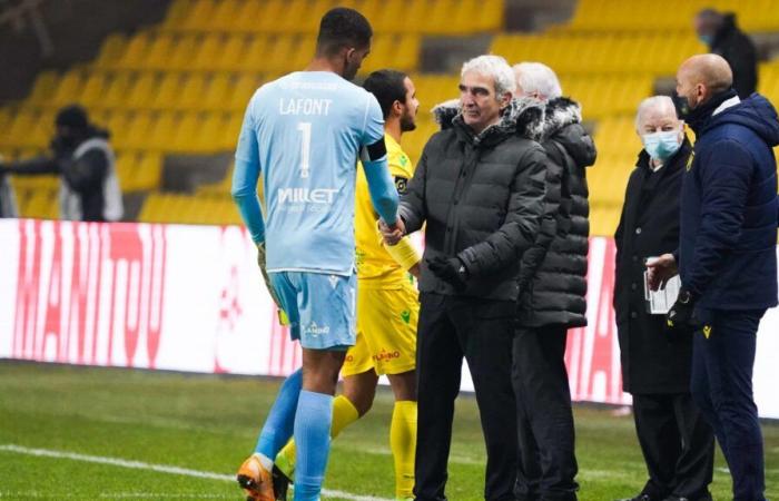 « Gardien de 1920 », « Rantanplan »… l’énorme tacle de Raymond Domenech sur Alban Lafont