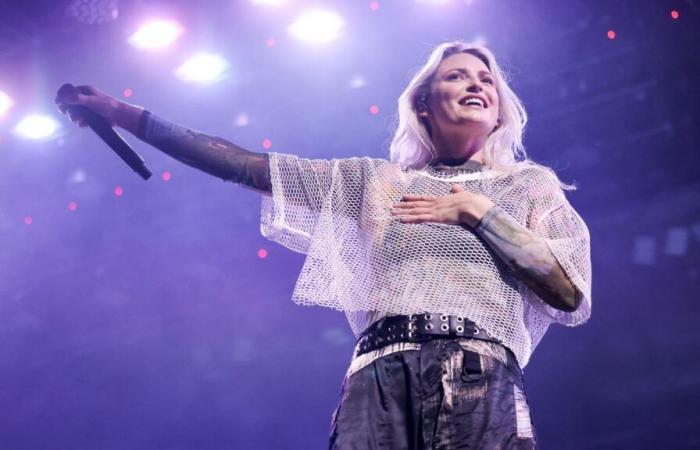 Pour son retour, Linkin Park avec Emily Armstrong fait vibrer le public en concert à Paris