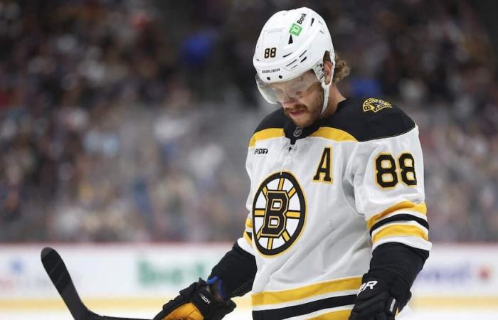 David Pastrnak mis sur le banc par son entraîneur