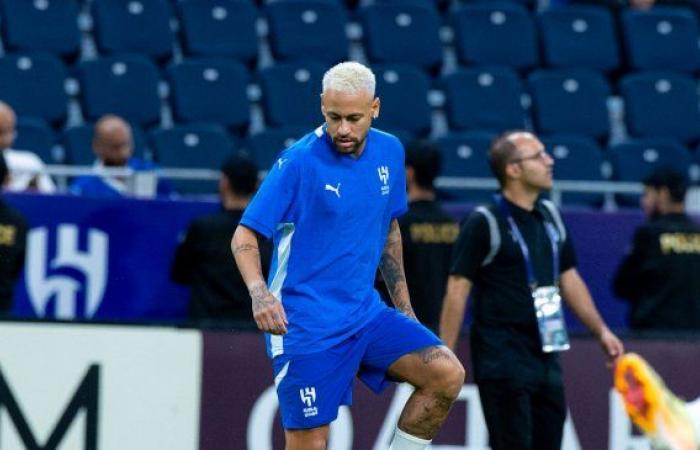 Quelle malchance ! Neymar a encore une fois tiré la sonnette d’alarme lors du duel entre Al Hilal et Esteghlal FC