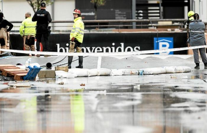 alerte rouge à Barcelone ce lundi, de nouvelles victimes redoutées