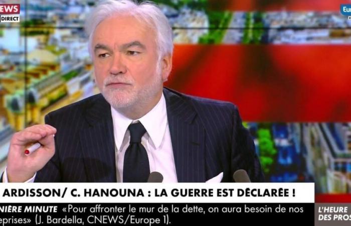 CNews propose BFMTV pour le quatrième mois de l’année et confirme sa nouvelle position de leader, LCI en très fort recul