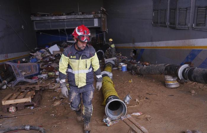 De nombreux morts sont à craindre dans les parkings souterrains inondés