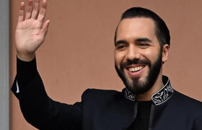 le très autoritaire président du Salvador, Nayib Bukele, réagit à une déclaration de François Hollande