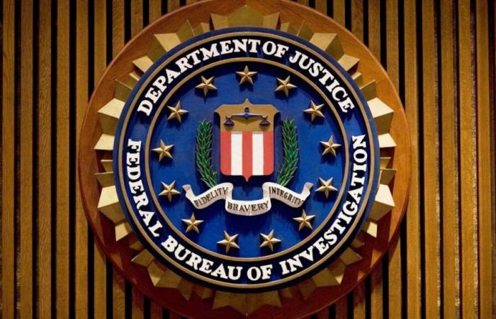 le FBI dénonce l’utilisation de son nom dans des vidéos remplies de mensonges électoraux