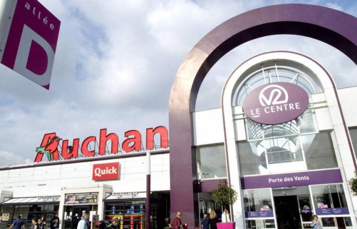 Auchan confirme vouloir supprimer 2 389 postes en France – Libération