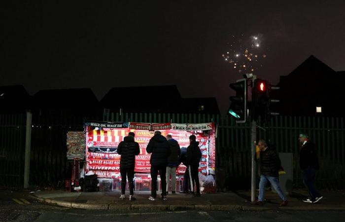 Beaucoup de pièces pyrotechniques à Liverpool – cela ne vient pas de Leverkusen