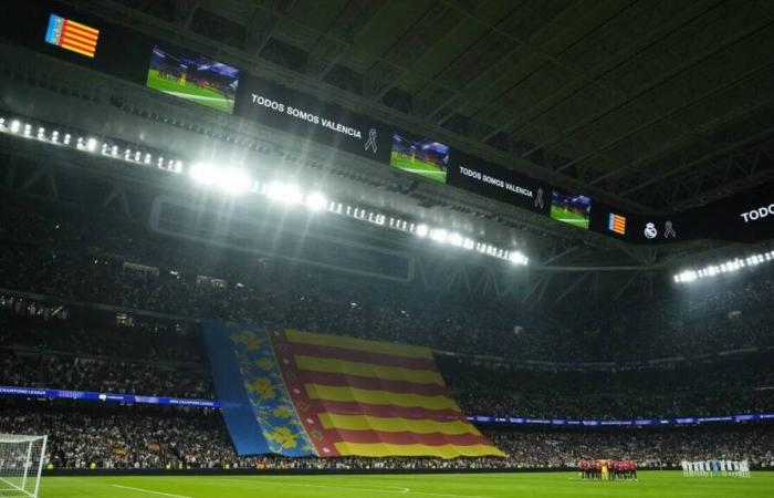 l’hommage du Bernabéu aux victimes des inondations à Valence