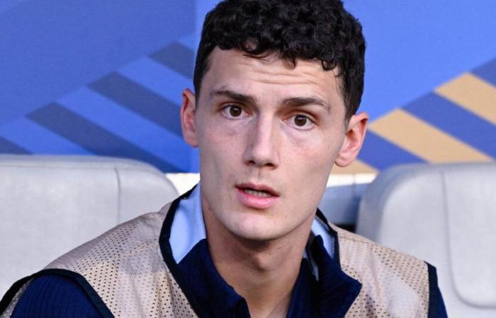 écarté des Bleus, Pavard « ne lâche rien » et « respecte » les choix de Deschamps