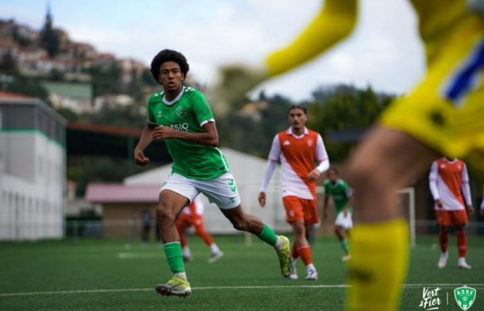 Les 4 buts des U19 de Saint-Etienne en images !