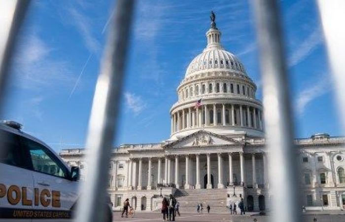 Regardez la couverture en direct par NBC News du jour des élections 2024