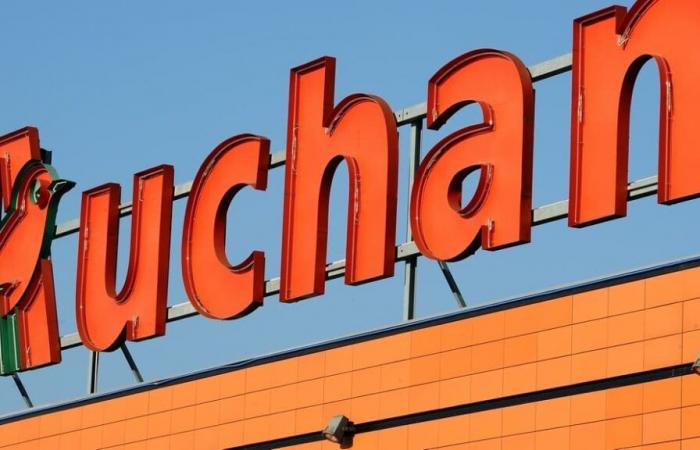 Auchan veut supprimer 2 389 postes en France