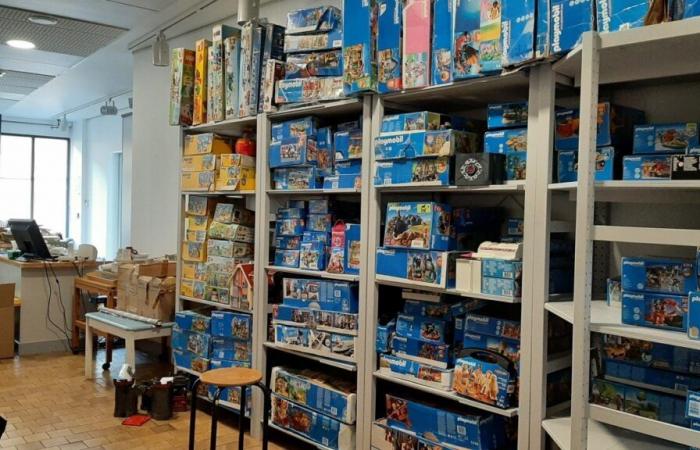 ce « temple du jeu » de 50 ans et sa collection Playmobil changent d’adresse