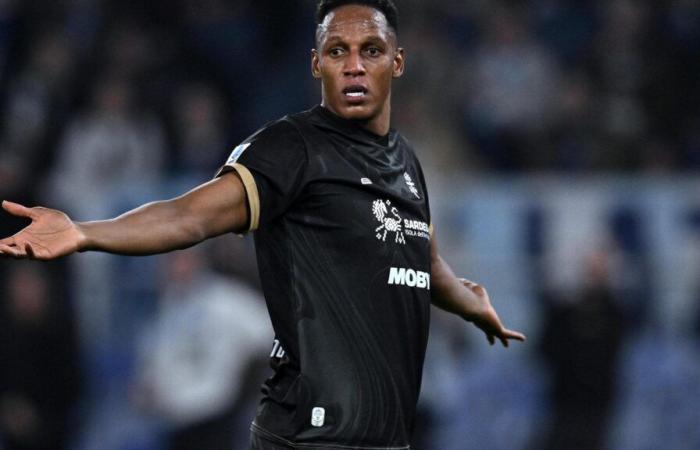 Des égratignures aux pincements, le jeu difficile du défenseur de Cagliari Yerry Mina