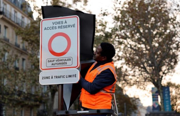 Le centre de Paris fermé au trafic de transit