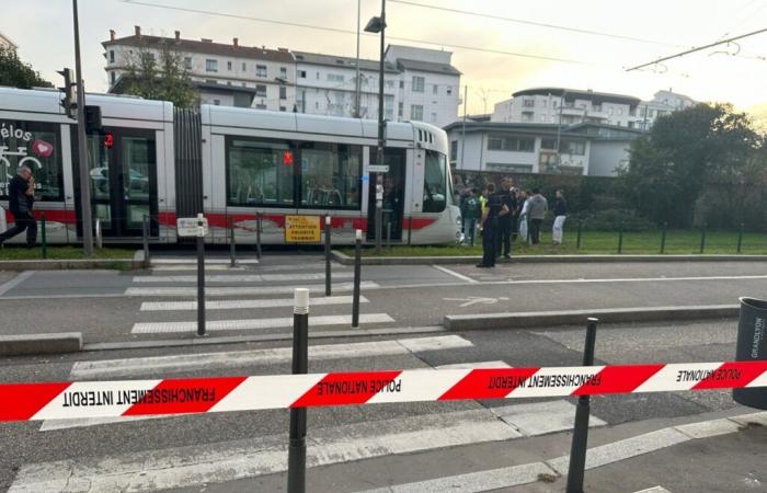 Lyon. Un piéton décède dans un accident avec le tramway TCL, circulation à l’arrêt