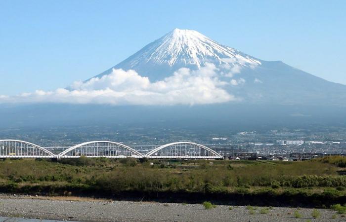 première neige sur le Mont Fuji, la dernière jamais vue