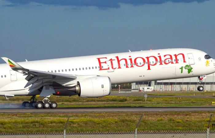 ///Ethiopian Airlines prend livraison du 1er Airbus A350-1000 d’Afrique – ACTU AERO /// AAF