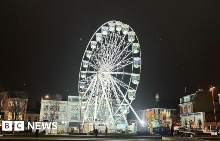 Grande roue installée à Leicester pour la période de Noël