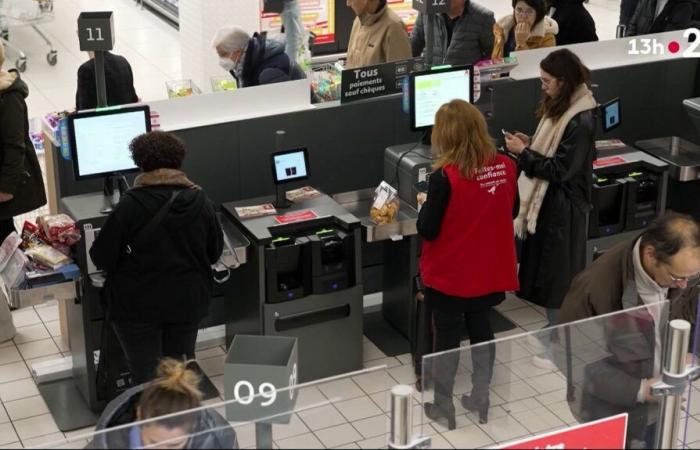 Auchan annonce des suppressions d’emplois et des fermetures de magasins