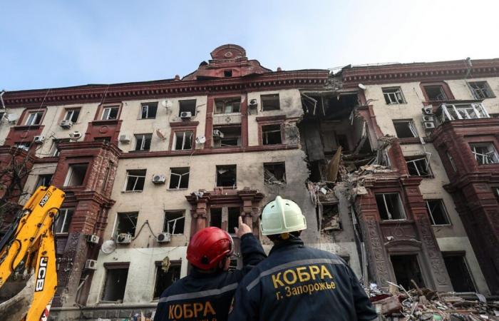 Frappe russe meurtrière sur la ville de Zaporizhia