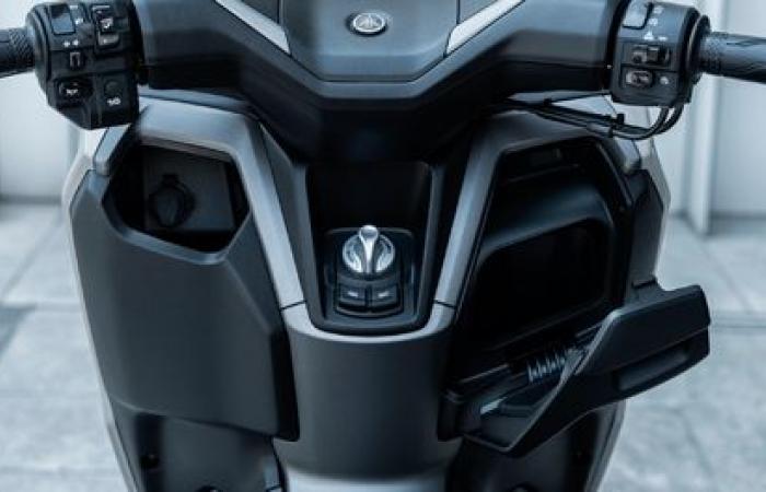 Une mise à jour et une nouvelle version pour le scooter urbain Yamaha NMax 125