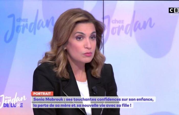 ce détail crucial est tombé sur le père de son bébé en pleine interview