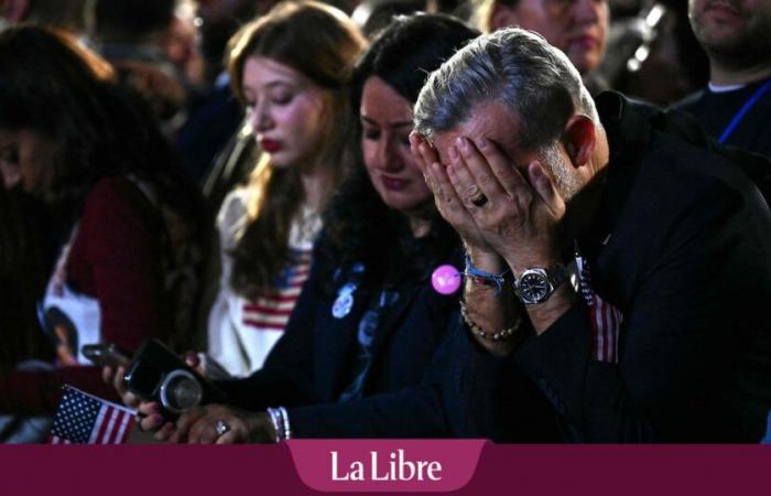 Lors du rassemblement des partisans de Kamala Harris, la soirée s’est assombrie (PHOTOS)