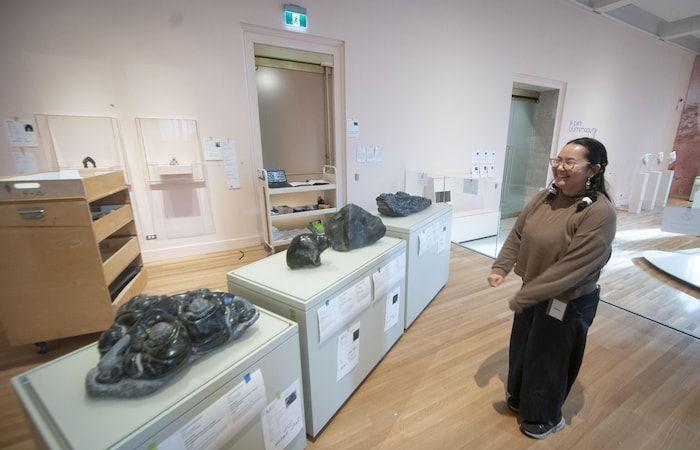 Dans les coulisses de la nouvelle galerie d’art inuit du Musée des beaux-arts de Montréal