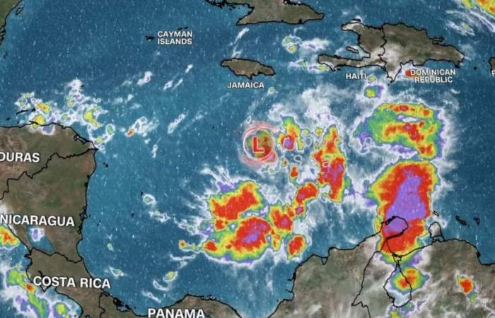 La tempête « Rafael » devient un ouragan de catégorie 2 à l’approche de Cuba