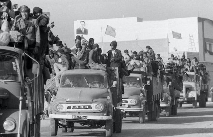 La Marche Verte… Les Marocains se souviennent de la saga du Sahara avec le Coran et les drapeaux rouges