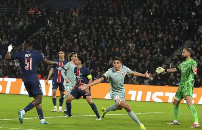 au bout du temps additionnel, les Parisiens perdent tout, qualification en danger !