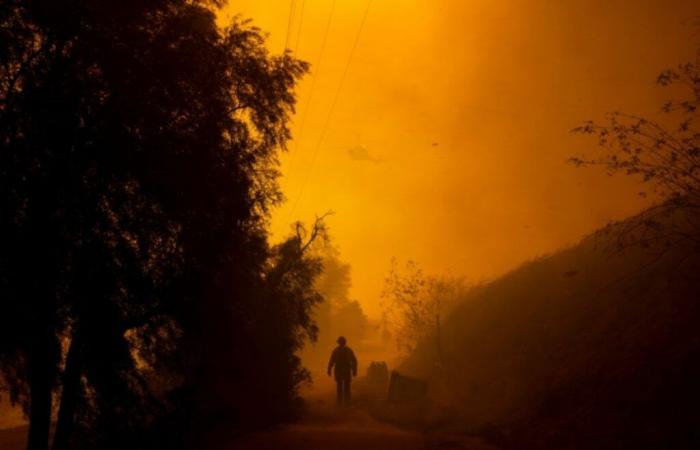 L’incendie se propage rapidement près de Los Angeles