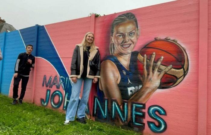 VIDÉO. La joueuse normande de l’équipe de France de basket Marine Johannès en visite à Argentan