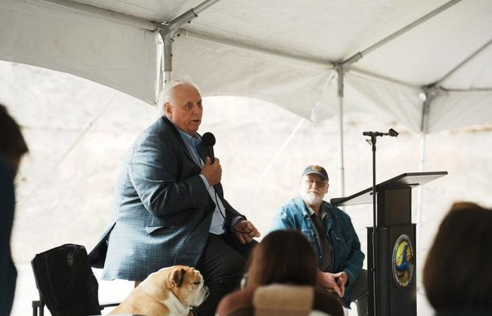 Le gouverneur républicain Jim Justice remporte le siège du Sénat américain de Virginie-Occidentale face à Elliott – West Virginia Watch