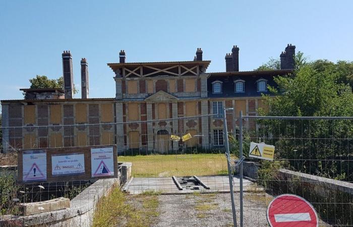 Eurê. Tous les propriétaires de ce château ont signé pour céder leurs parts