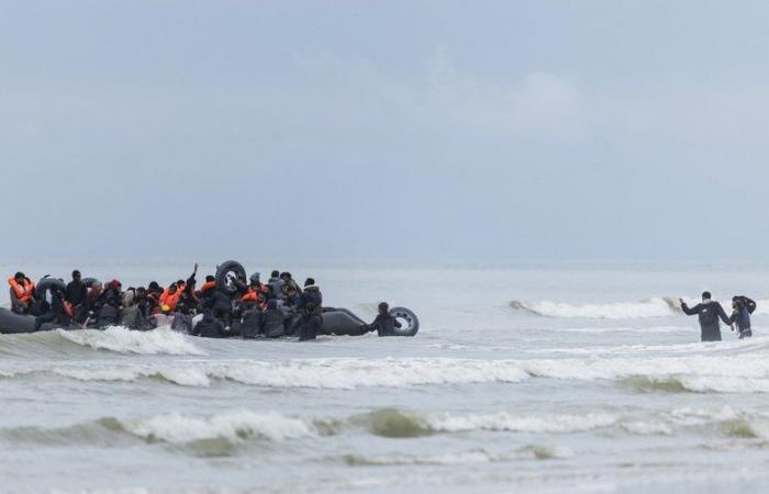 jusqu’à 15 ans de prison pour 18 membres d’un réseau “tentaculaire” de passeurs dans la Manche