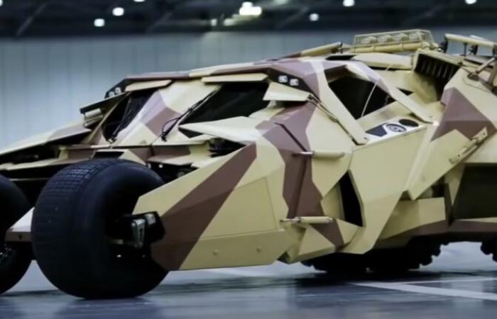 “Ce modèle est-il fabriqué en noir ?”, la Batmobile de la trilogie Dark Knight est disponible à la vente