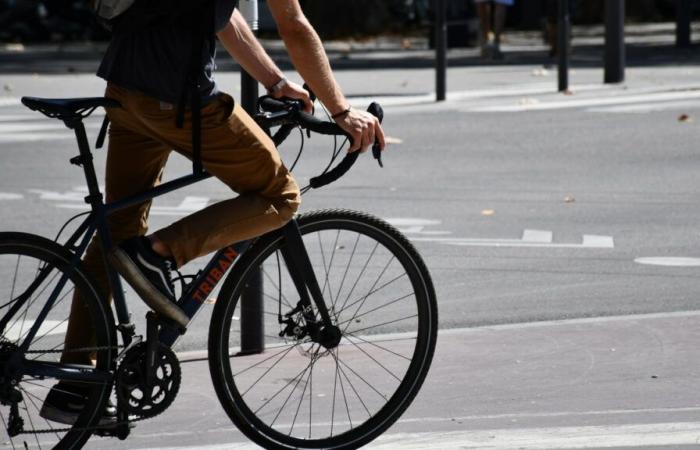 un cycliste qui a commis un viol sur le parking d’un centre commercial