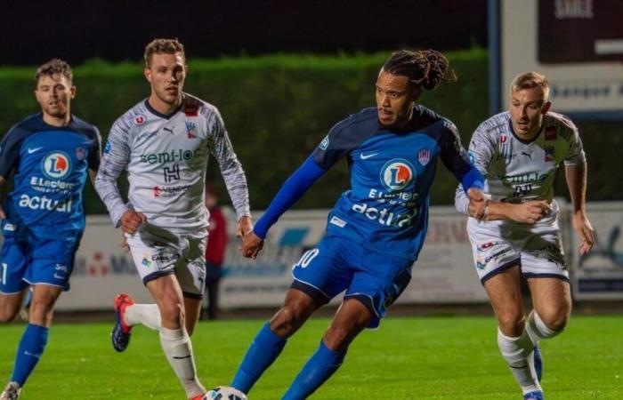 un bus pour emmener 50 supporters du Sablé FC en Bretagne