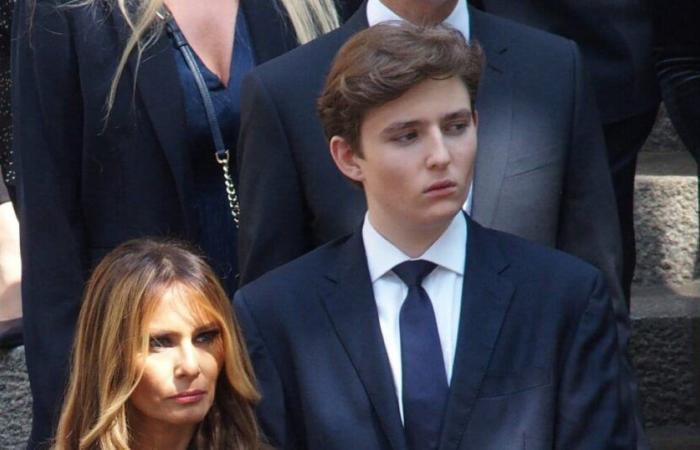 Qu’arrive-t-il à son fils géant Baron (18 ans) ? Sa mère Melania très présente pour lui