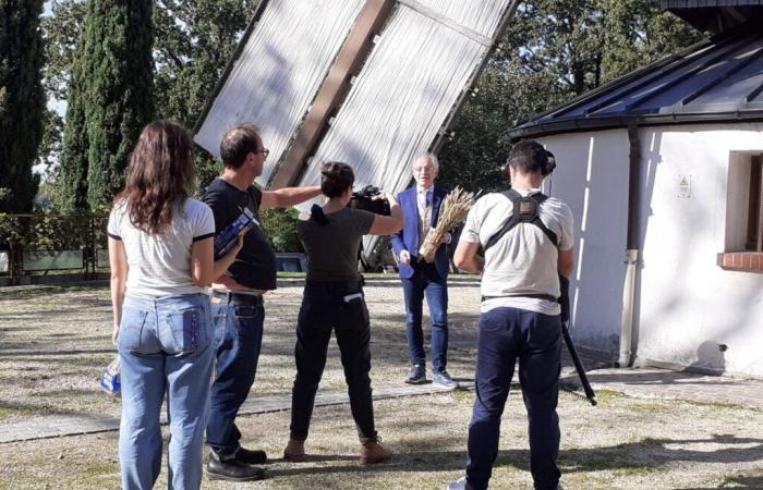 Mac Lesggy en tournage pour “E=M6” dans le Val-d’Oise