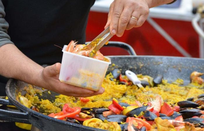 Une paella géante pour les sinistrés des inondations en Espagne