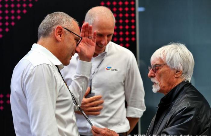 Formule 1 | Ecclestone : la situation des pénalités en F1 est « folle »