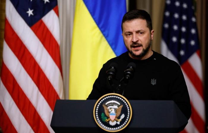 Zelensky a utilisé ses discussions avec Trump sur les armes nucléaires comme levier avant les élections cruciales aux États-Unis, selon les analystes