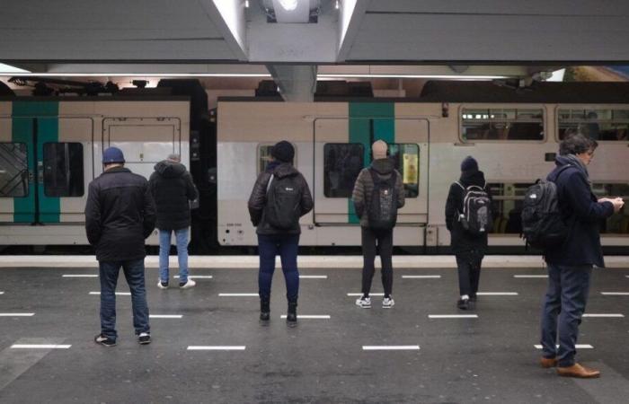 un homme décède après avoir eu les jambes sectionnées par un RER à Nation