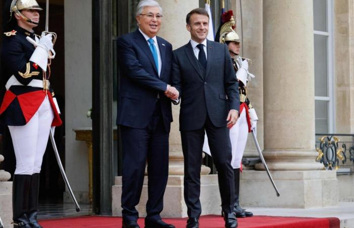 La France accueille le président du Kazakhstan dans le cadre d’un partenariat sous l’œil vigilant de la Russie