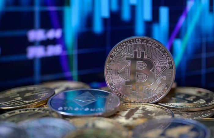 Propulsé par la possibilité d’une victoire de Donald Trump, le bitcoin atteint un nouveau record à 75 000 $